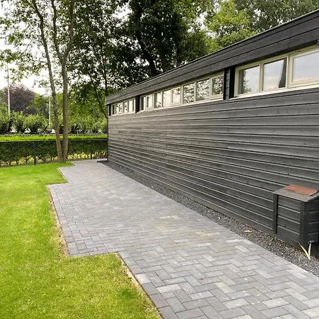 شاليه 't Veluwse Boshuus 44 *